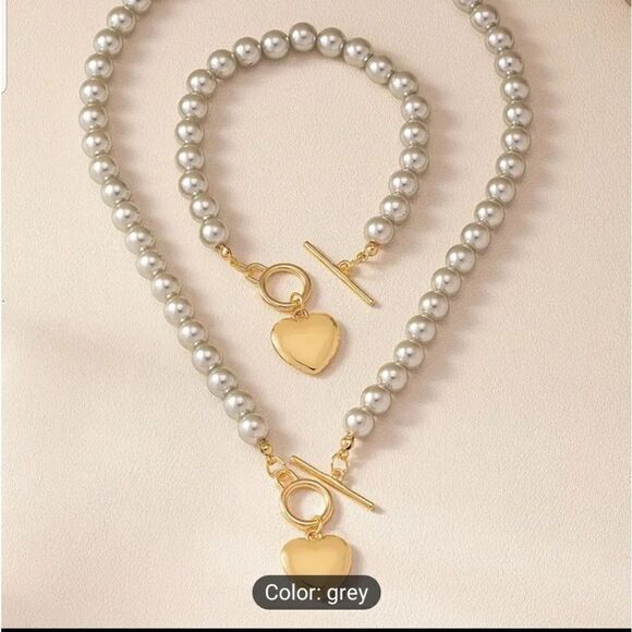 Pearl necklace and bracelet gray with gold heart pendant - Picture 3 of 9